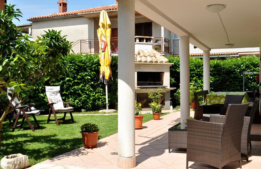 Apartments Val Umag Exteriér fotografie