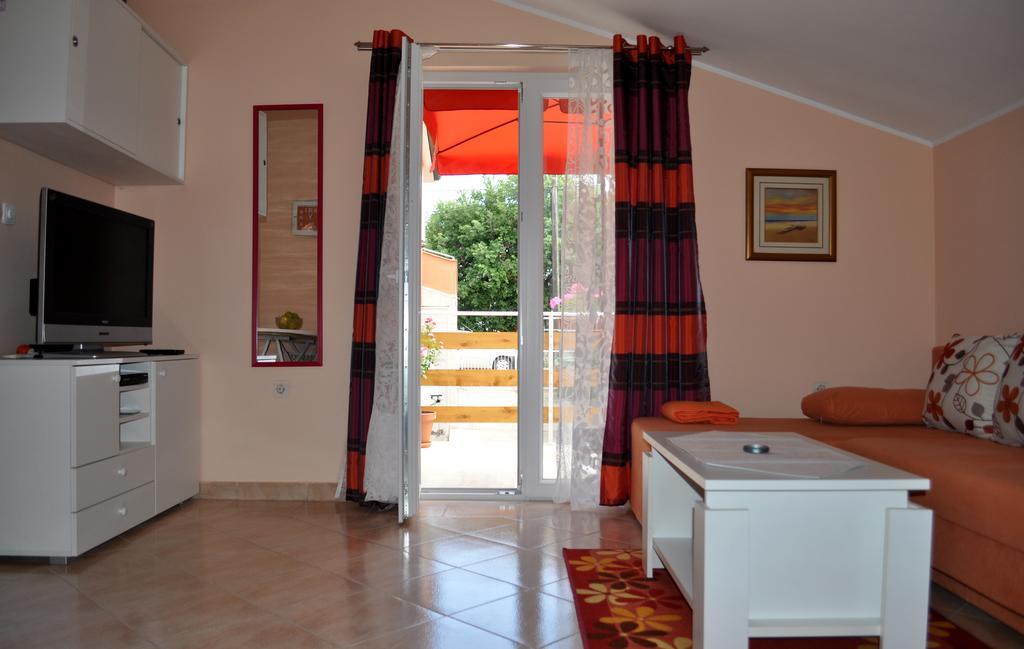 Apartments Val Umag Pokoj fotografie